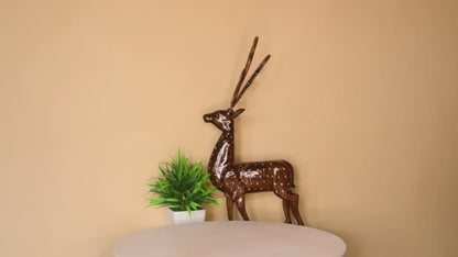 Artisan Wooden Deer Set: Exquisite Home Decor