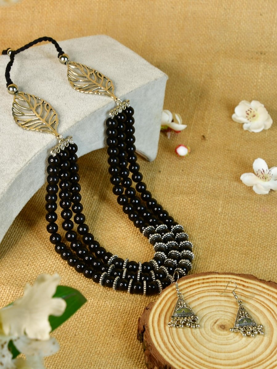 Sowpeace Handcrafted German Silver Necklace: Black Beads Leaf