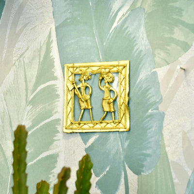 Dokra Squareplate: Artisan Brass Tabletop Elegance