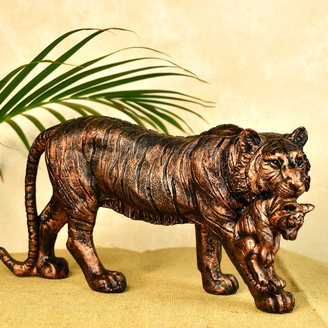 Sowpeace Resin Tiger Decor