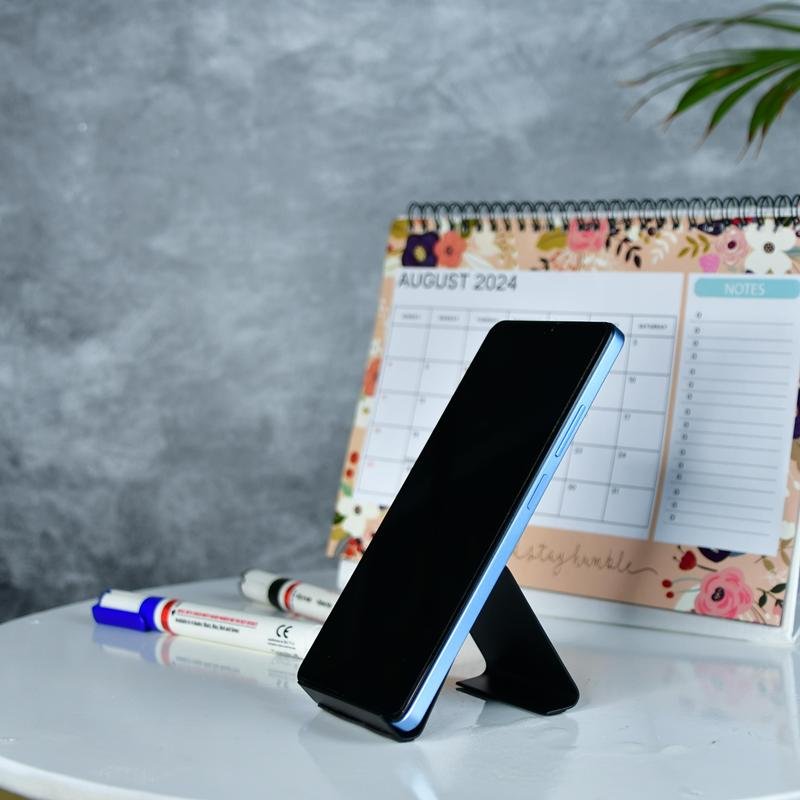 Sowpeace - Modern Freestanding Metal Mobile Phone Stand - Decor - Sowpeace - 