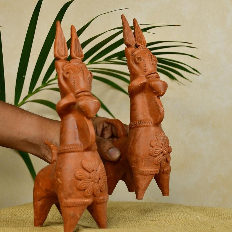 Terracotta Horse: Artisan-Made Tabletop Home Decor Accent
