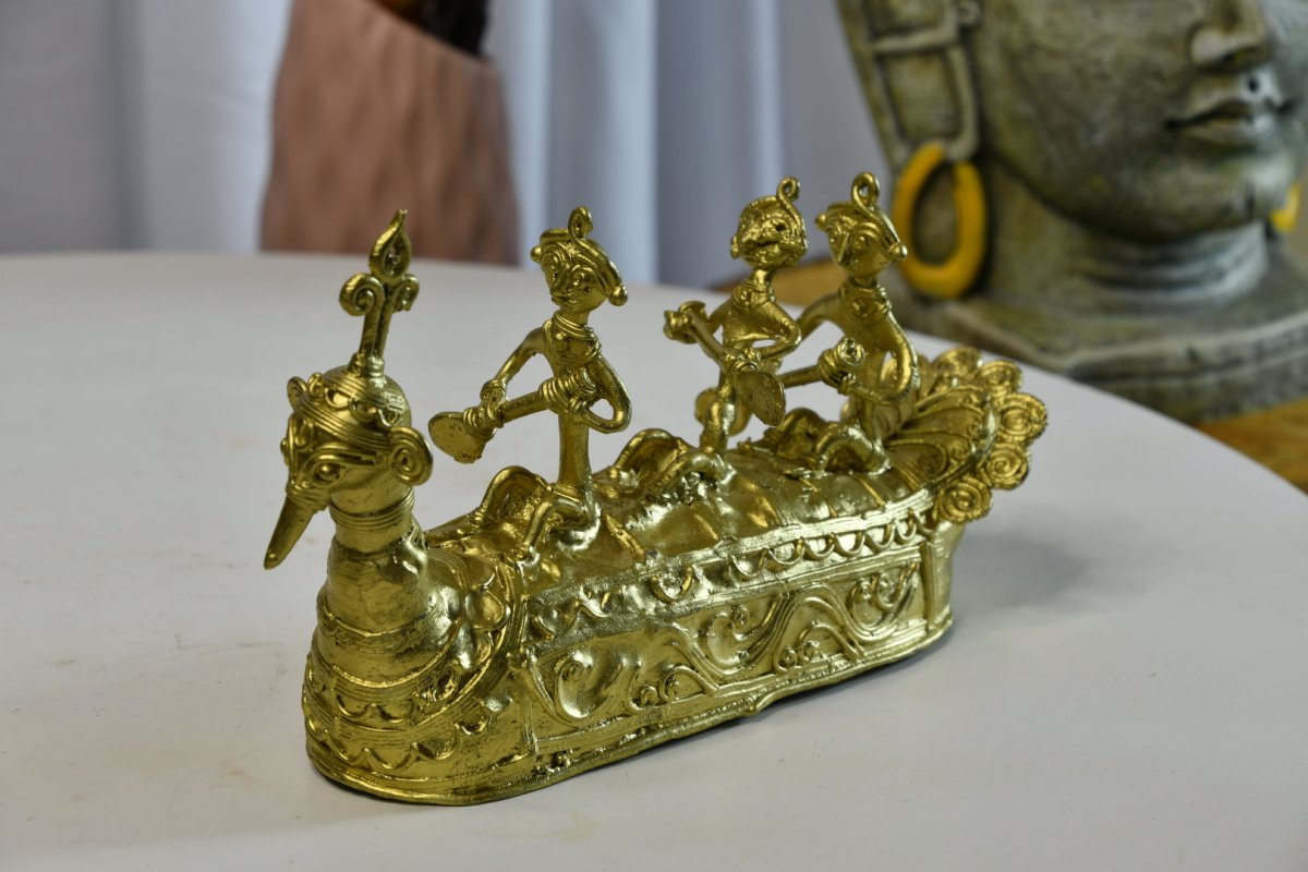 Premium Brass Dhokra Art Ancient Boat -Dhokra-Sowpeace-Premium Brass Dhokra Art Ancient Boat -Dhokra-Sowpeace-Premium Brass Dhokra Art Ancient Boat-Dok-LBOAT-BR-TT-Sowpeace-Dok-LBOAT-BR-TT-Sowpeace