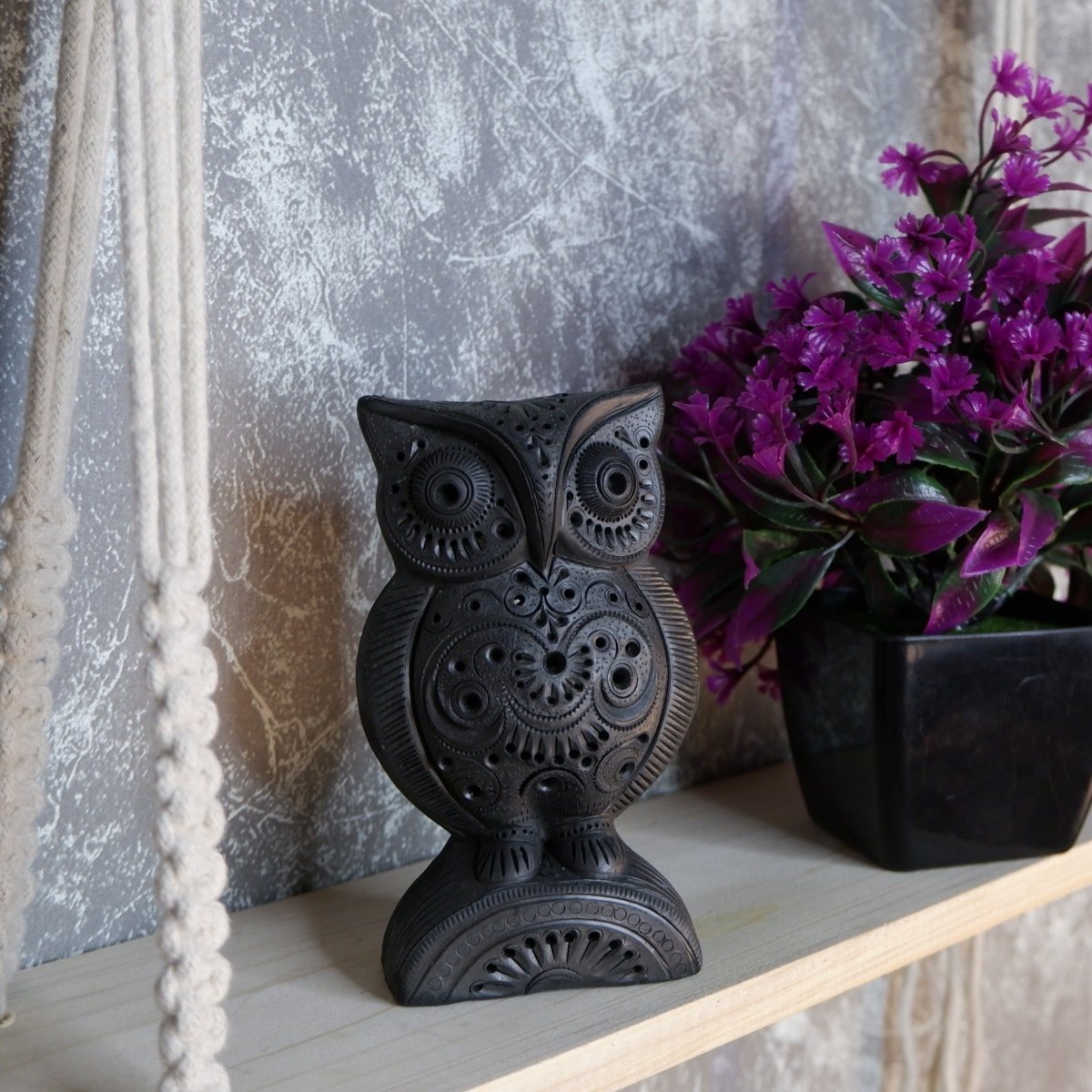 Vintage owl handcrafted to perfection -decor-Sowpeace-Vintage owl handcrafted to perfection -decor-Sowpeace-Vintage owl handcrafted to perfection-Terr/bter/TT/AOW-Sowpeace-TerrbterTTAOW-Sowpeace